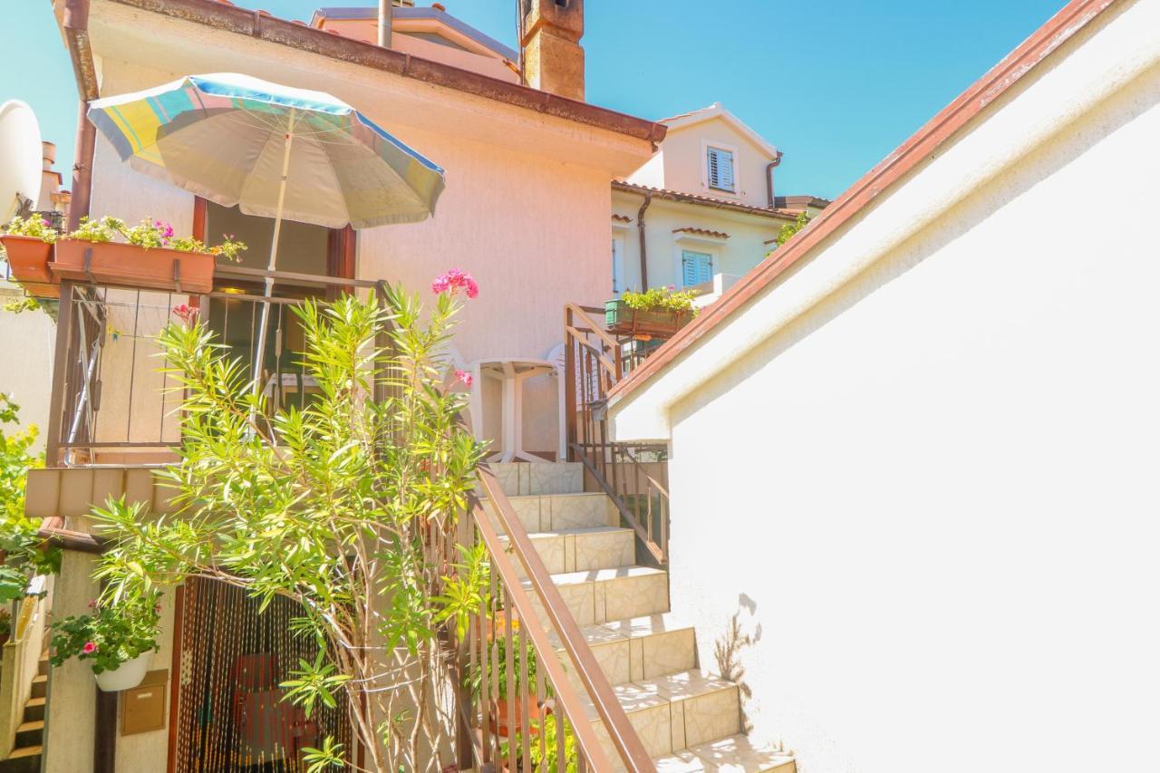 Apartment Marulic In Old Town Baška Dış mekan fotoğraf
