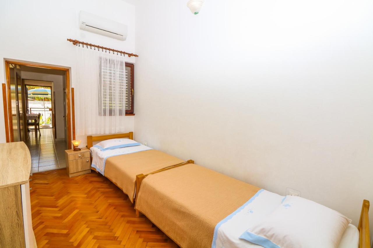 Apartment Marulic In Old Town Baška Dış mekan fotoğraf